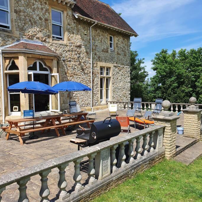 Country Manor House With Indoor Pool And Hot Tub Villa Rochester  Exterior photo